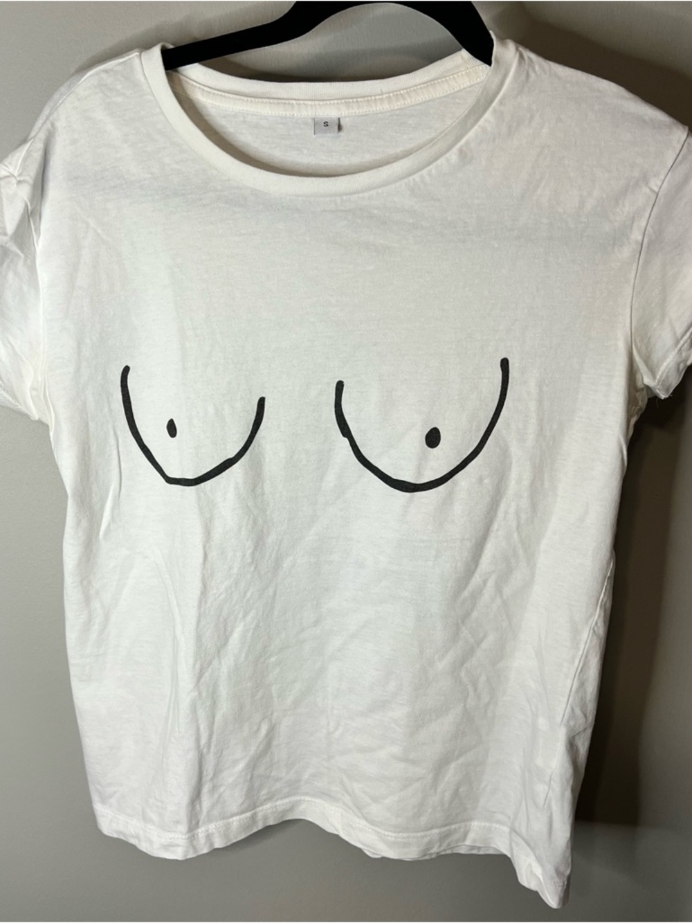 White Graphic Short-Sleeve Tee with Minimal Line Art
